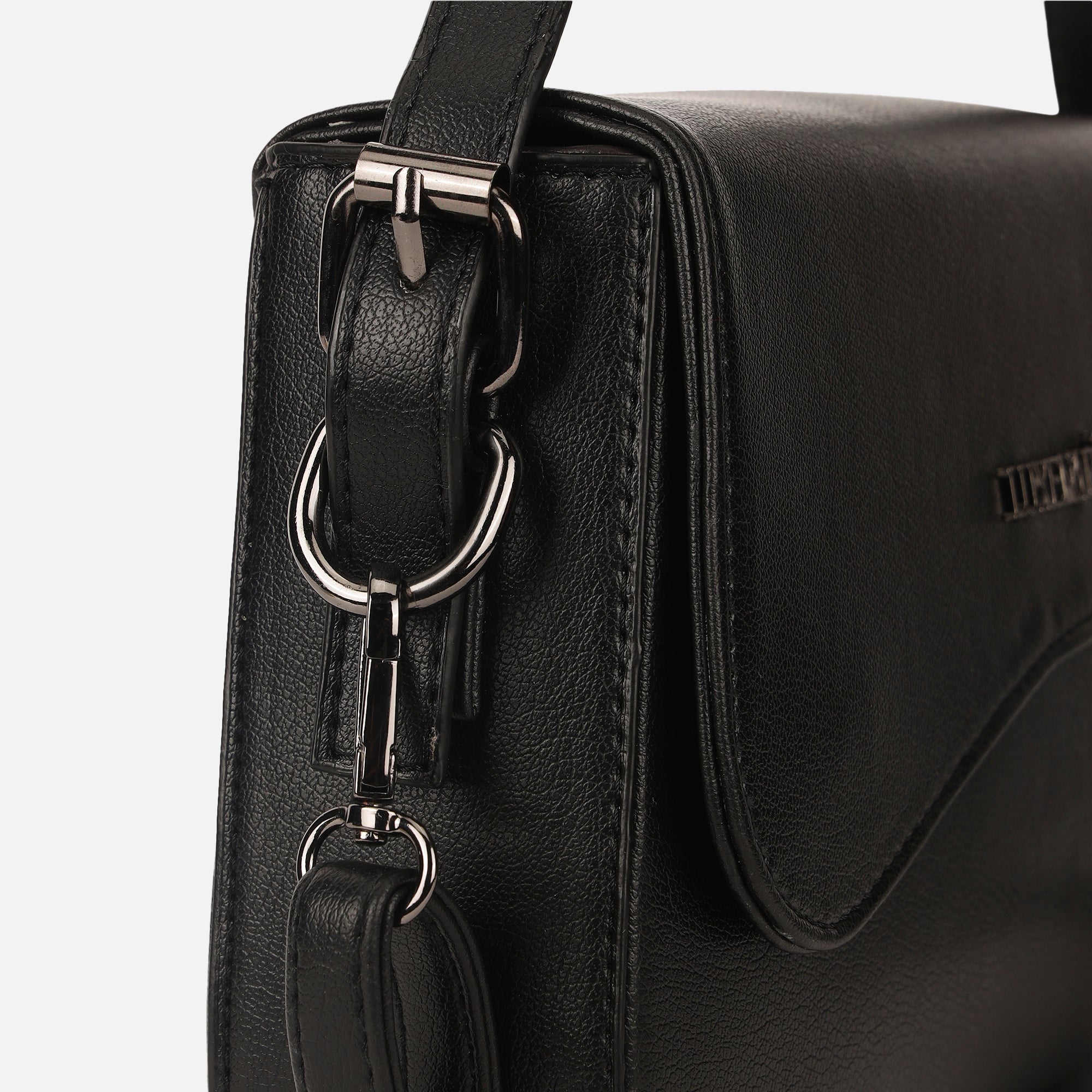 The Amara Flap Shoulder Bag